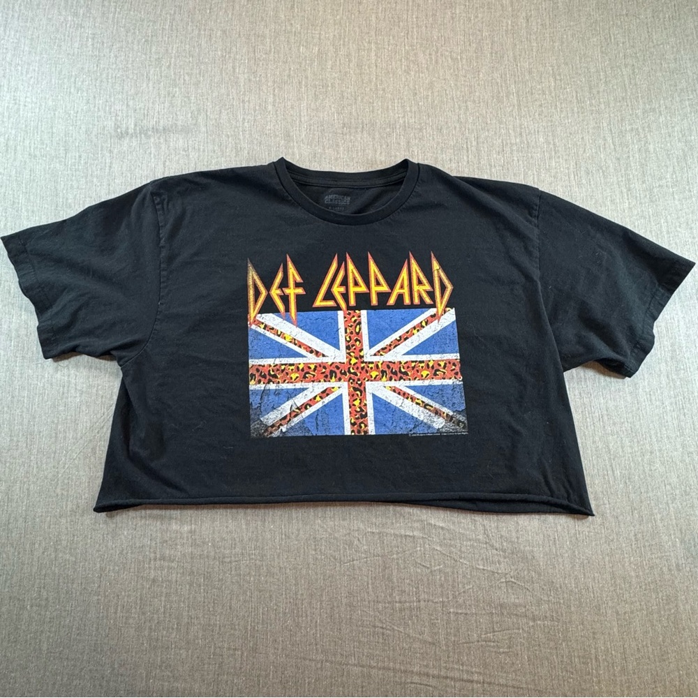 Def Leppard Crop Top Womens Flag Band T-Shirt American Classics Rock Size XL